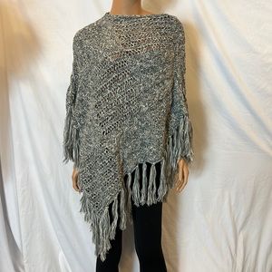 Womens gray knitted poncho